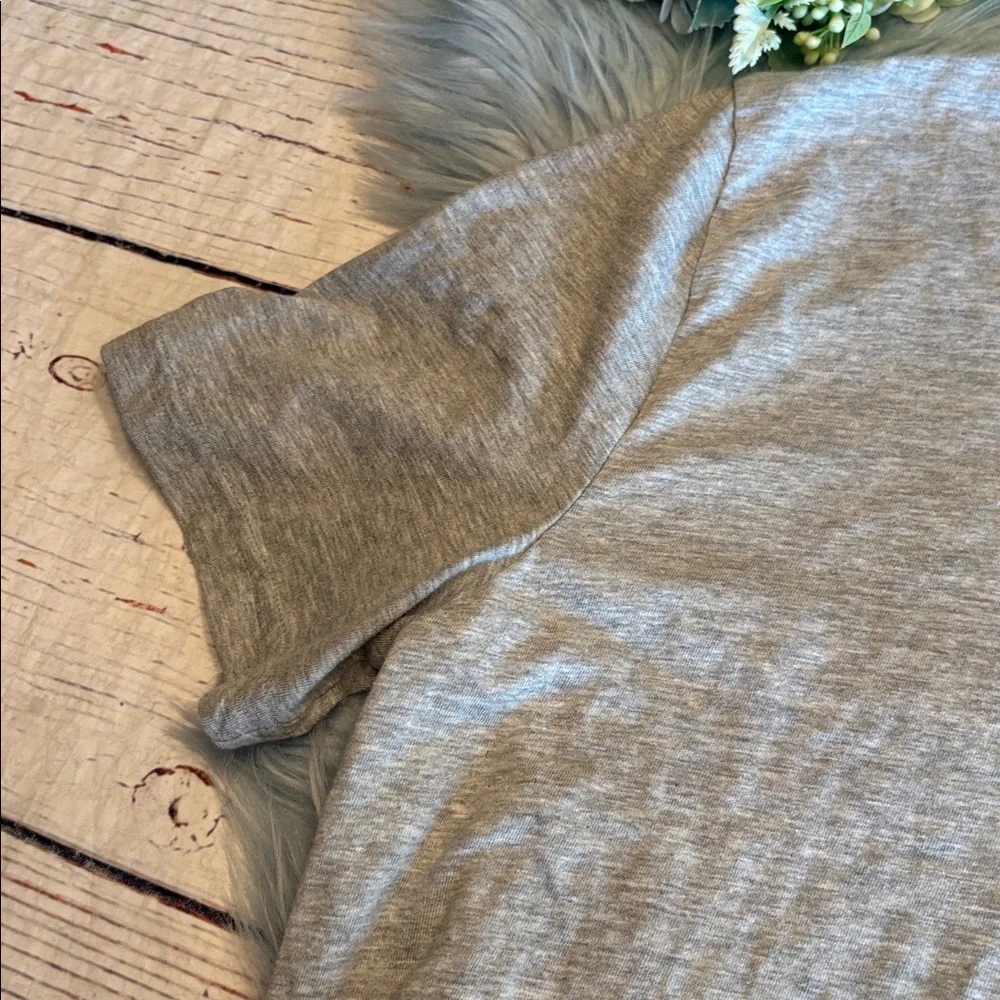 True Religion Heather Gray Crewneck Short Sleeve T-Shirt Sz L